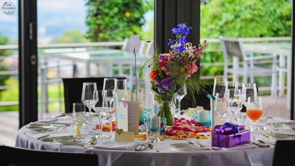 Table Centerpiece Ideas for Everyday Dining Table Style